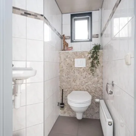 Holiday home Sea Rocks With View And Garden Goedereede