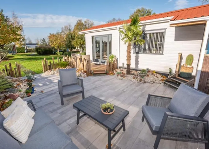 Holiday home In Near North Sea *