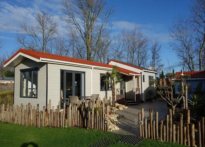 Holiday home In Near North Sea