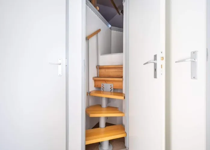 In Near North Sea بيت للعطل